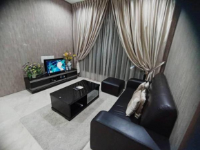 Soho Suites KLCC by SCHIEN